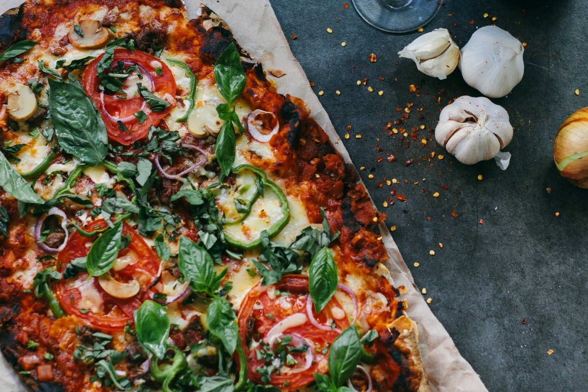 Margherita Flatbread Pizza